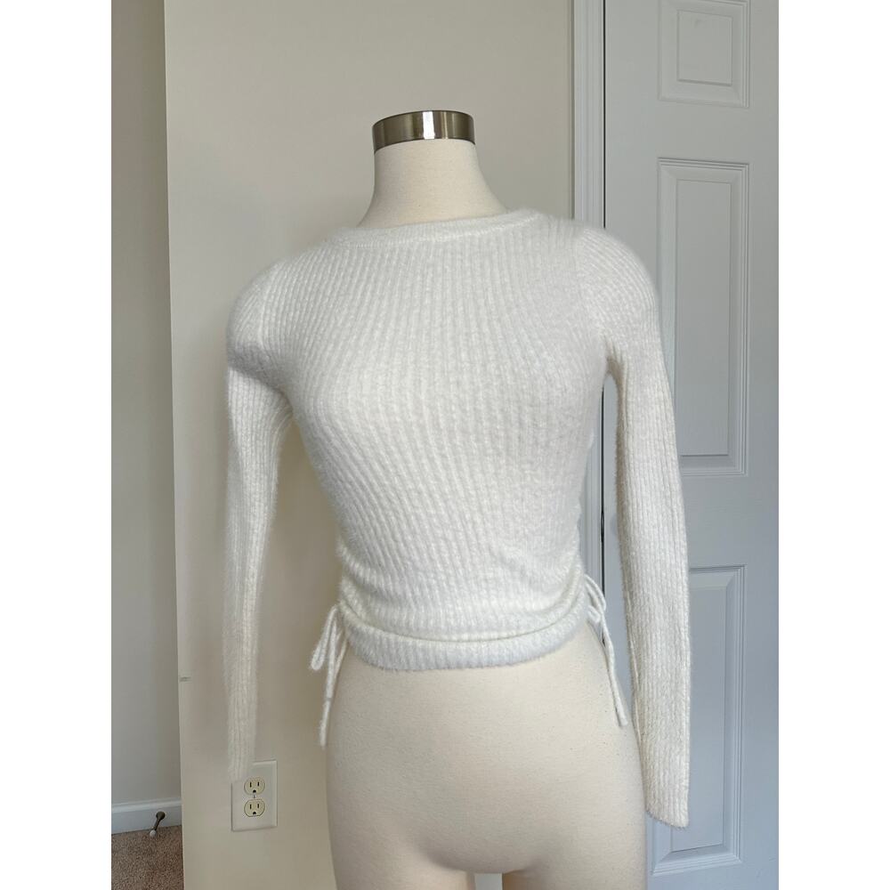 Princess Polly white fuzzy long sleeve slim sweater, size XS/S